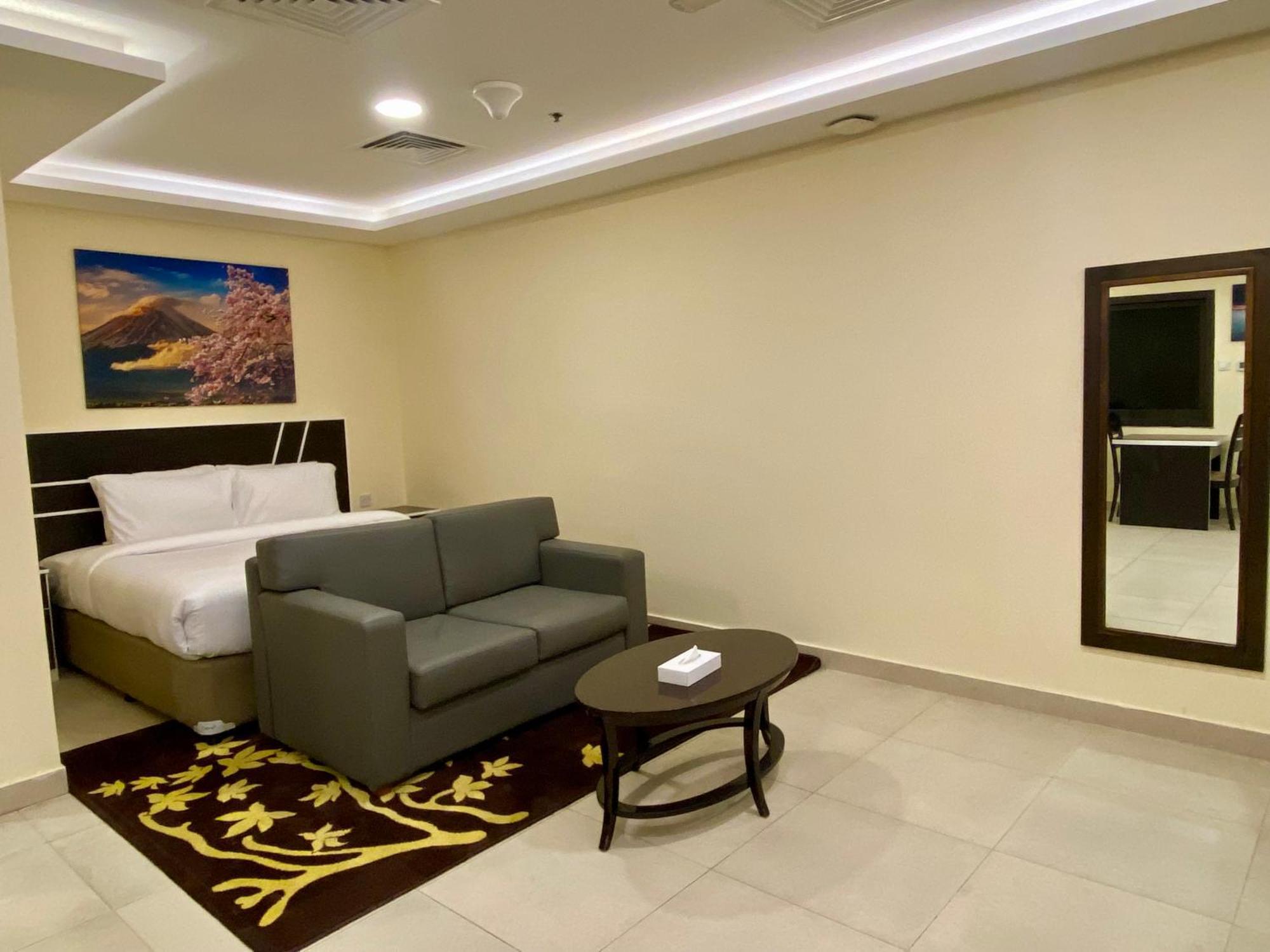 City Stay Residences - Serviced Apartments Dip Dubai Exteriör bild