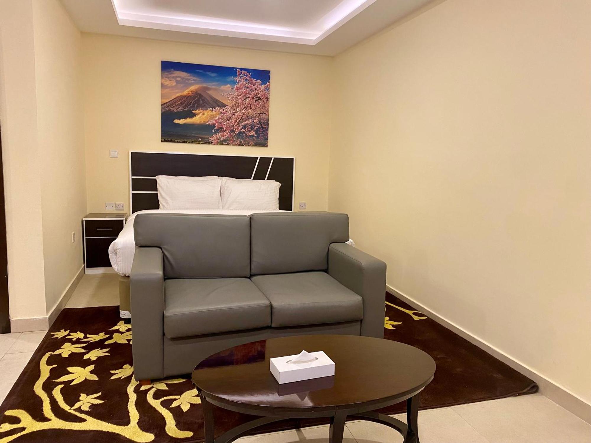 City Stay Residences - Serviced Apartments Dip Dubai Exteriör bild